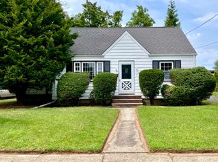 41 Craig St, Edison, NJ 08817