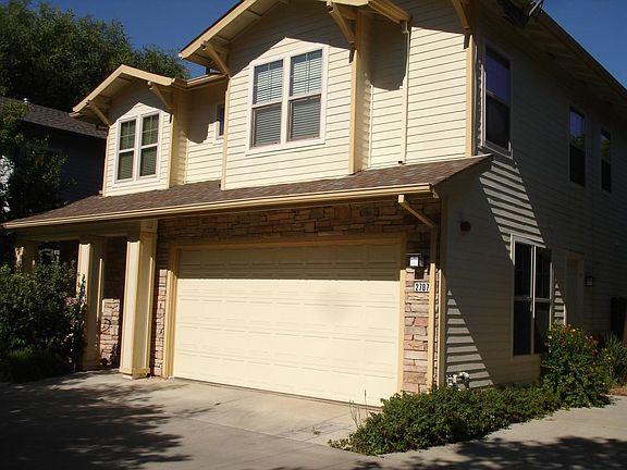 2nd image of 2707 5th St