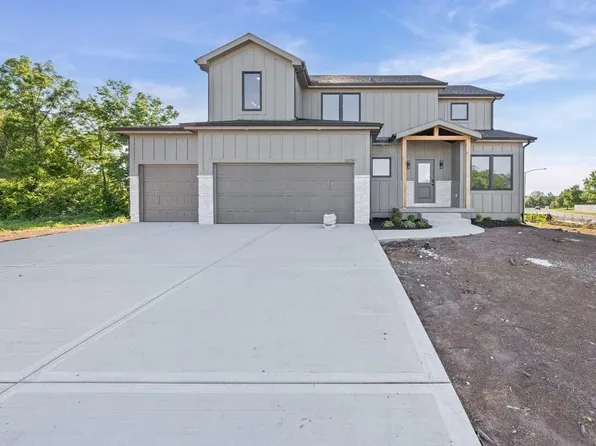 16561 W 165th Pl, Olathe, KS 66062