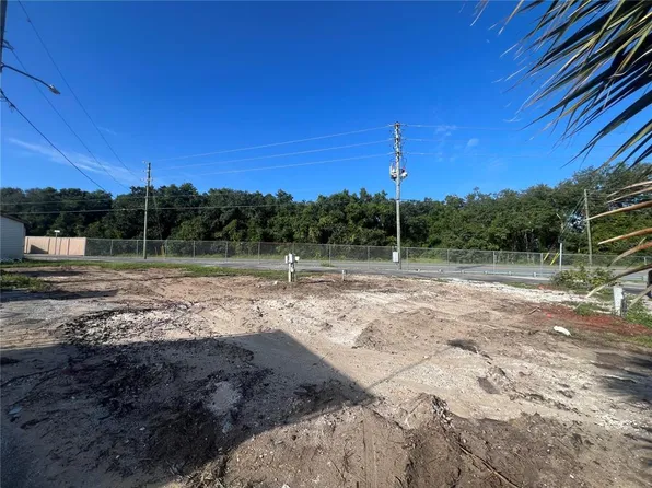 38214 Hummingbird Way #227, Leesburg, FL 34788