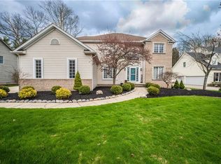 7762 Sunstone Dr, Brecksville, OH 44141