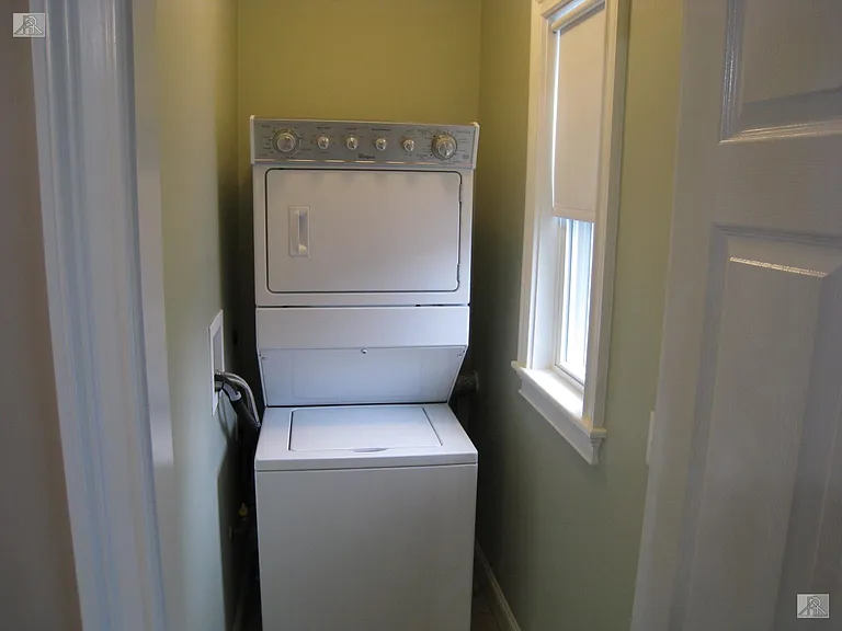 38-40 Turner St #2 — Photo 7