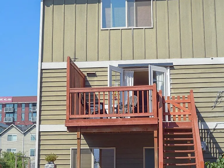2243 NW 63rd St #B — Photo 7