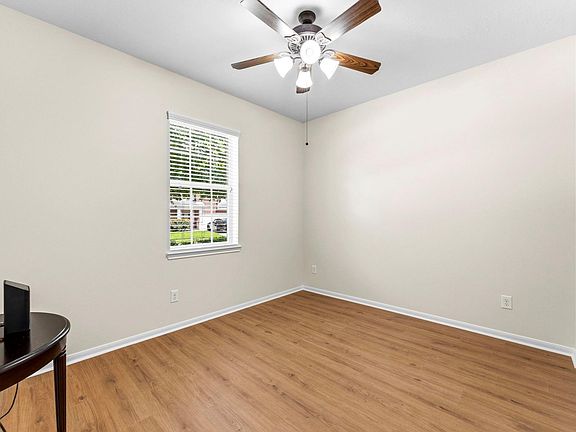 5th image of 21515 Mandarin Glen Cir
