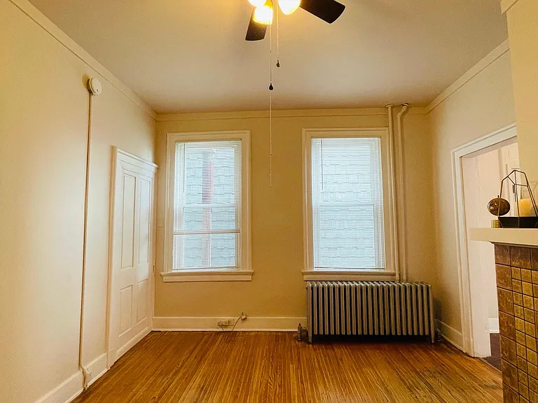 930 Washington Ave #3 — Photo 12