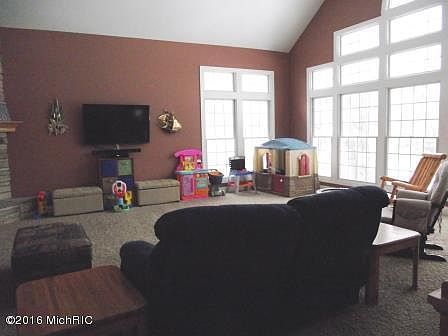2nd image of 1670 S Lakeshore Dr