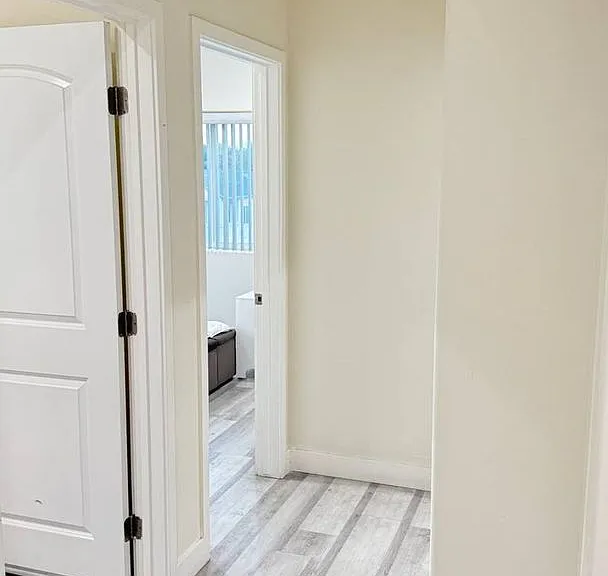 4704 Florence Ave — Photo 19