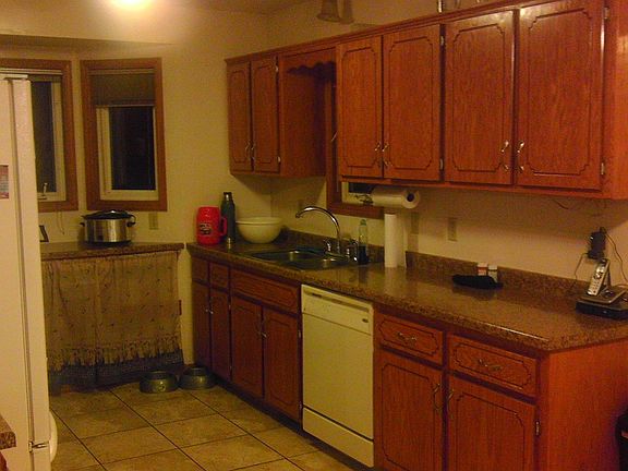 3rd image of 7258 Twin Lakes Ave