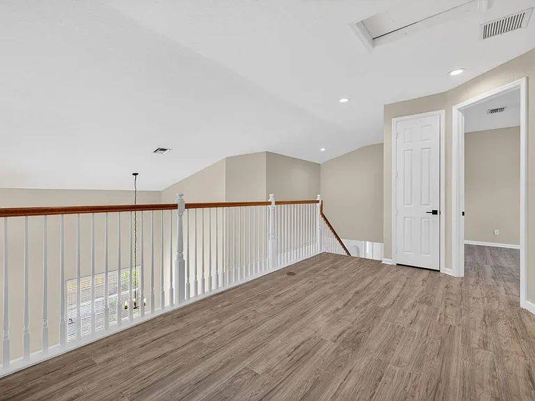 2237 SW Newport Isles Blvd — Photo 33