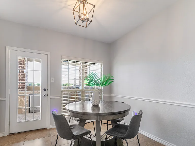 2624 Stable Door Ln — Photo 13