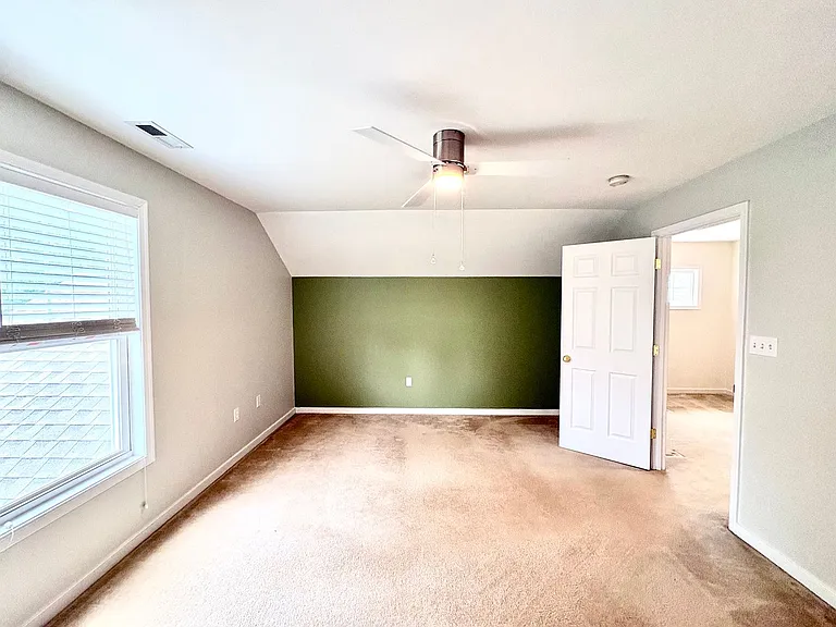 1118 Alcorn Ter — Photo 16