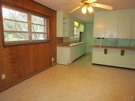 5th image of 501 N 77th Ave