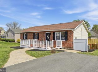 306 Tanager Dr, Stephens City, VA 22655