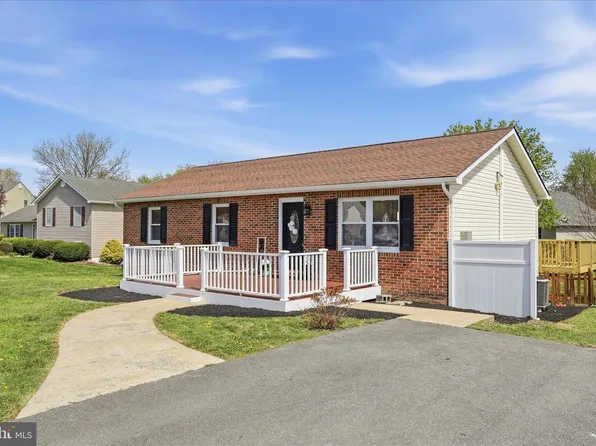 306 Tanager Dr, Stephens City, VA 22655