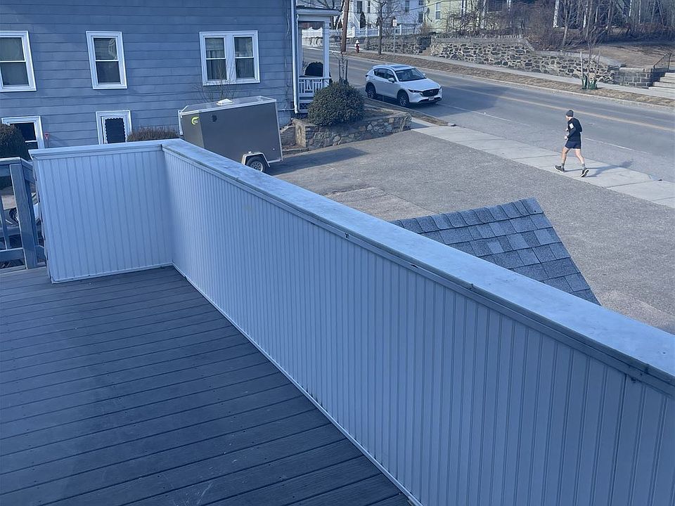 Back Balcony & Parking