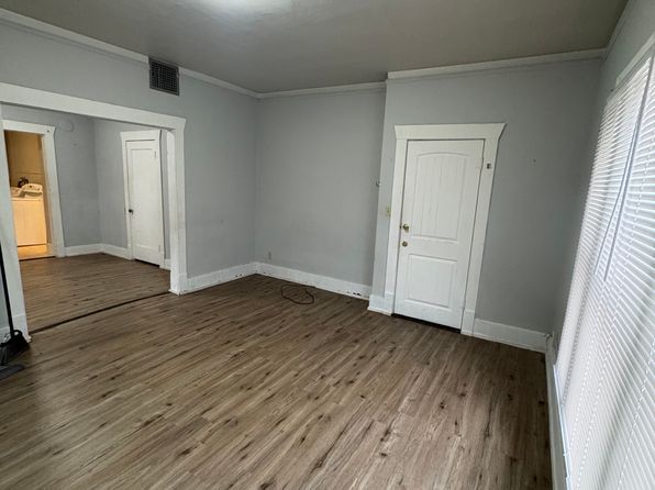 216 Methow St APT 2