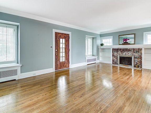 4th image of 1236 Elbur Ave