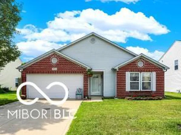 8631 Liberty Mills Dr, Camby, IN 46113
