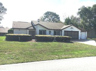 7337 Allen Dr, Weeki Wachee, FL 34613