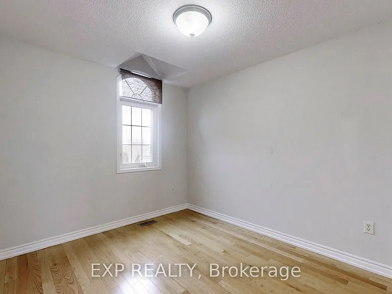 8 Hacienda Dr — Photo 26