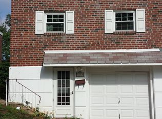 8204 Solly Pl, Philadelphia, PA 19111
