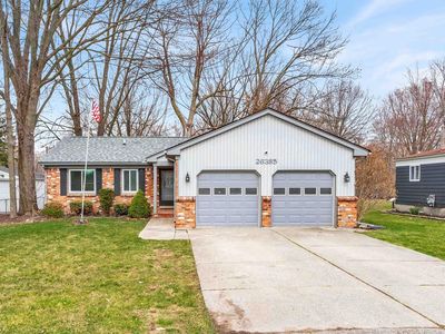26385 Hickler Ln, Harrison Township, MI, 48045