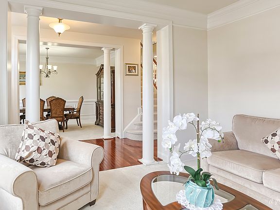 4th image of 10628 Smith Pond Ln