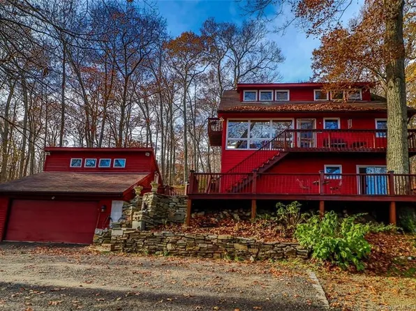 15 Pheasant Lane, New Milford, CT 06776