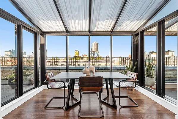 Sold by R New York | media 16