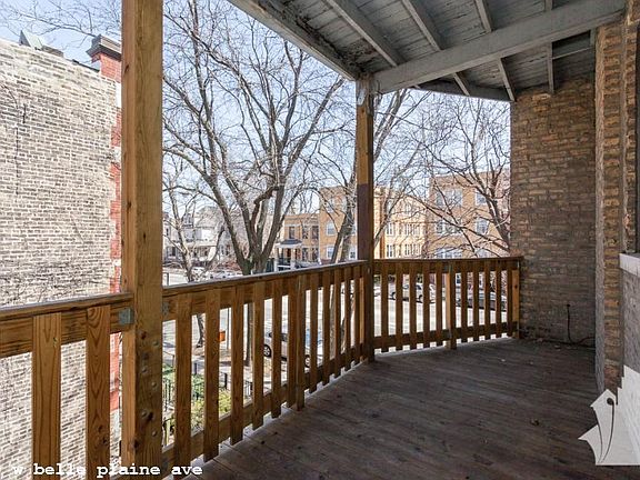 2nd image of 1600 W Belle Plaine Ave #517