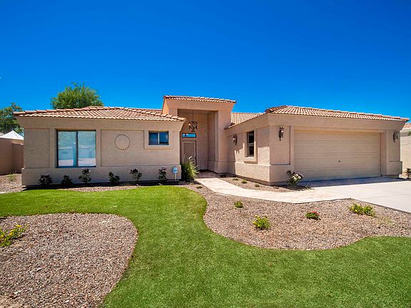 2nd image of 14016 N El Pueblo Blvd