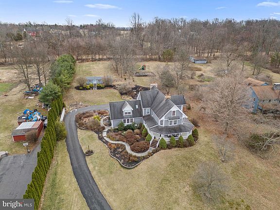 4th image of 288 Clump Rd