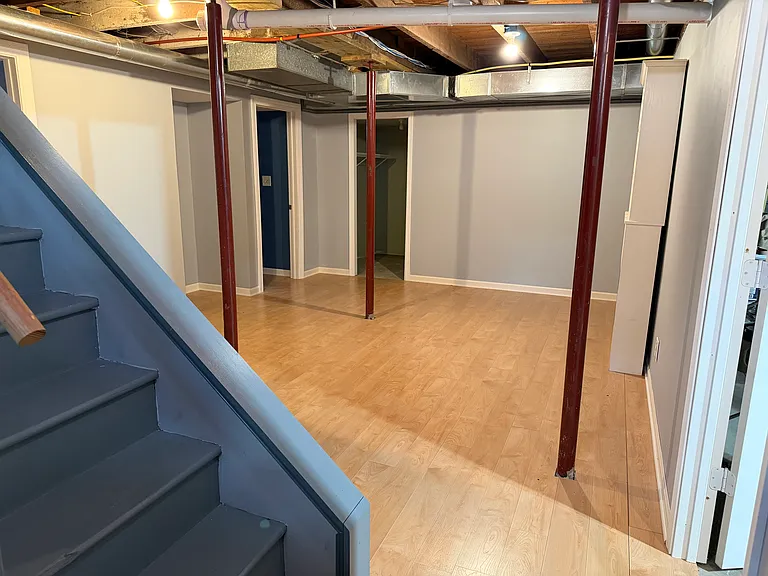 407 N Washington St — Photo 17