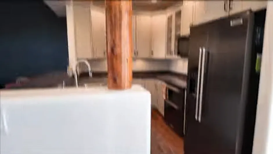2 bed, 2.5 bath, 1711 sqft, $3,100 — Photo 3