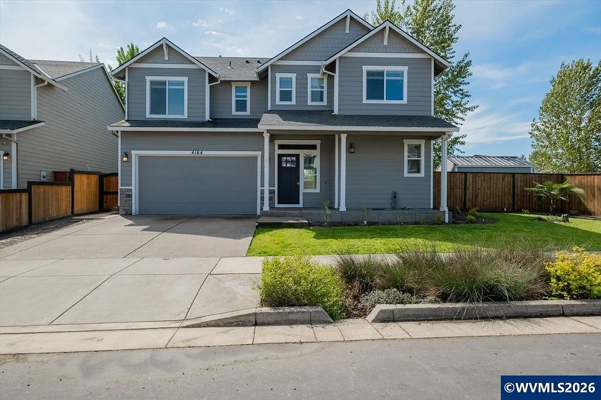 4164 Sagecrest Dr NE photo 1