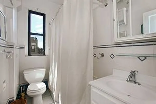 Sold by Douglas Elliman | media 17