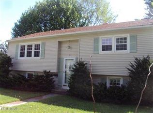 2 Kerr Ave, Adams, MA 01220