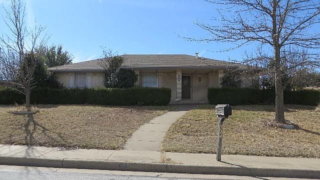 1st image of 524 Dove Ln