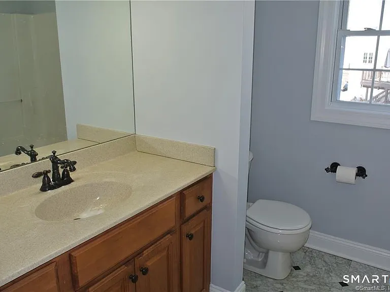 1260 Cutspring Rd #1260 — Photo 20