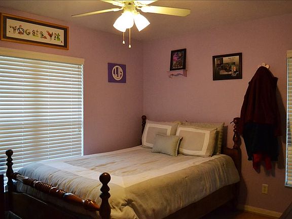 2nd image of 2467 W Raven Rd