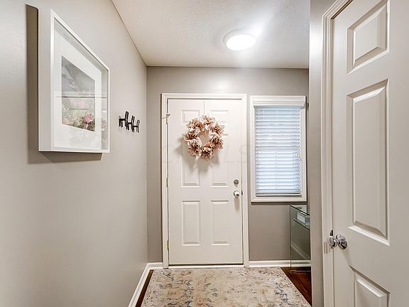 5th image of 1222 Sanctuary Pl #33