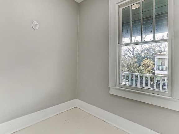 2nd image of 1018 E Bolton St #1018