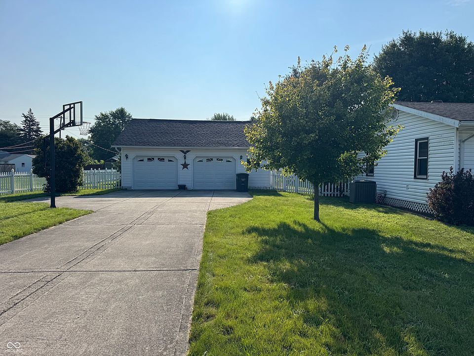 2nd image of 709 Oak St