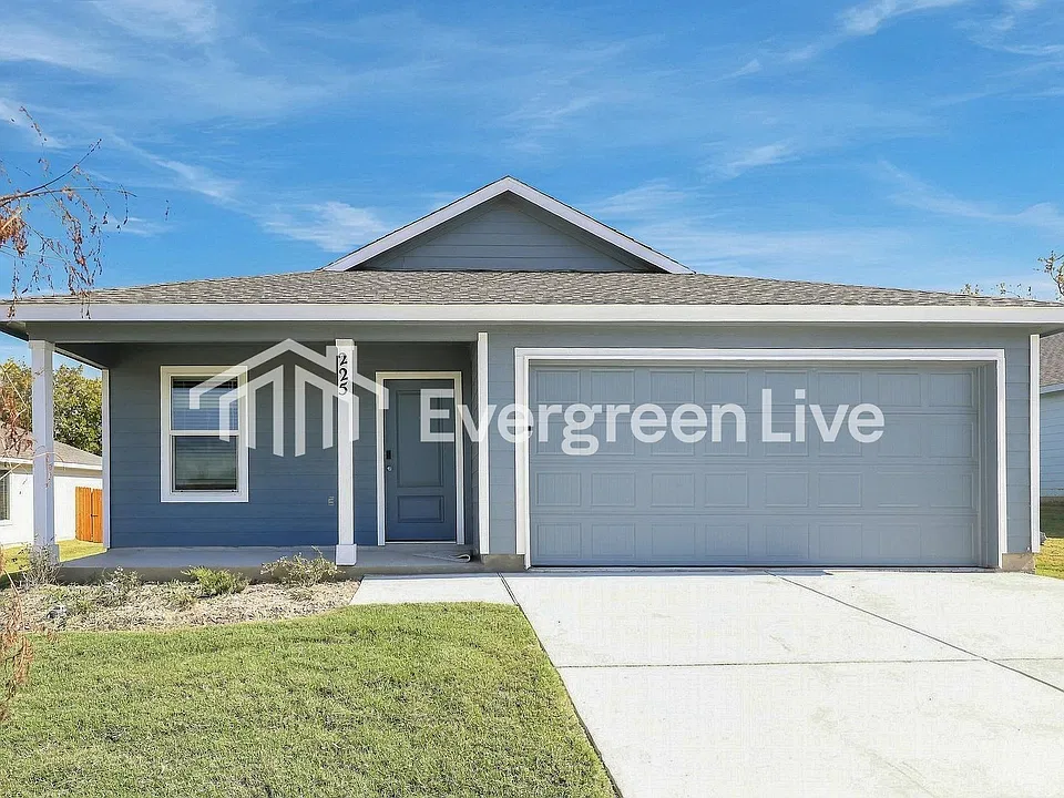 225 Hidden Meadows Dr