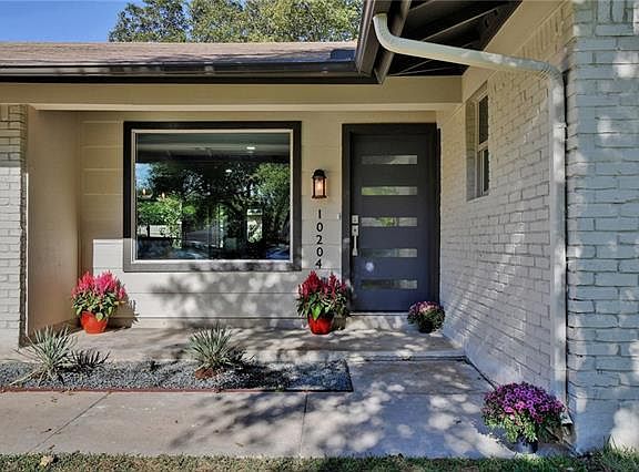3rd image of 10204 Sun Hill Dr