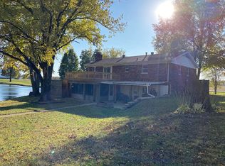 3908 Smelting Works Rd, Swansea, IL 62226