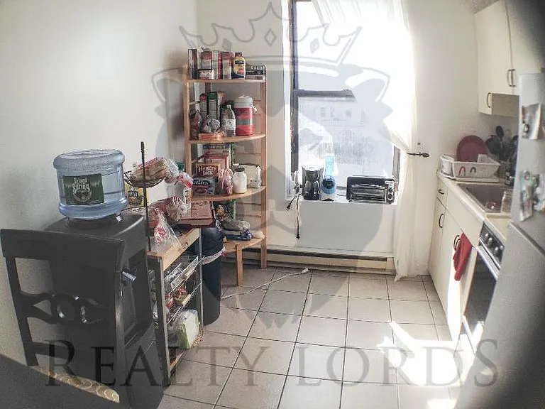 243 Harvard Ave #6 — Photo 6