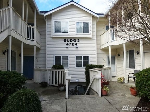 3rd image of 4704 Mill Pond Dr SE APT 207