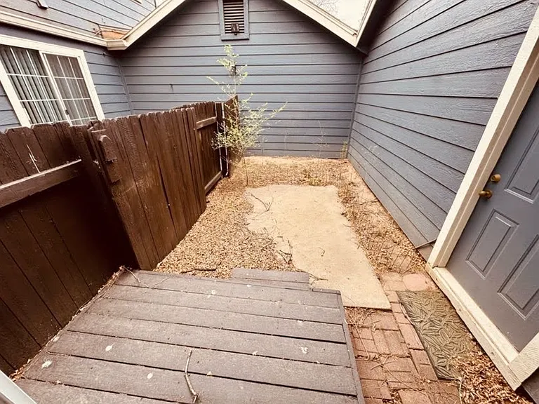 3807 Paseo Del Prado — Photo 28