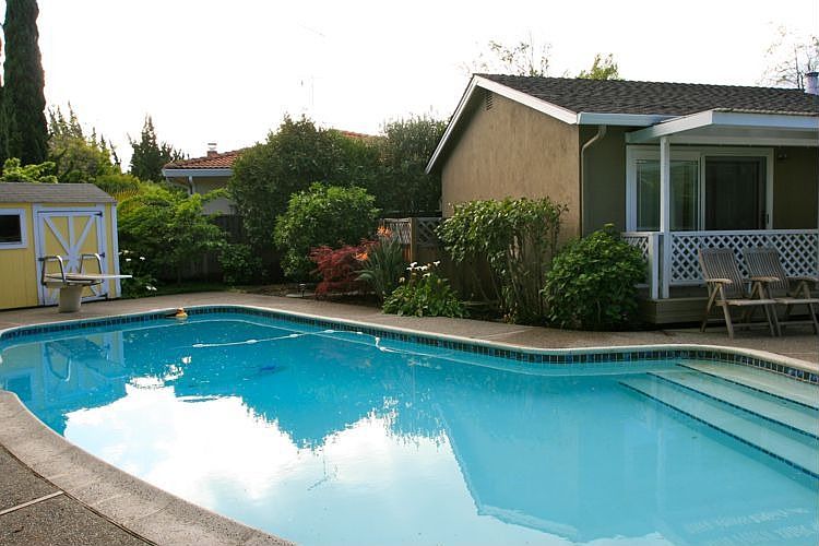 Backyard Pool